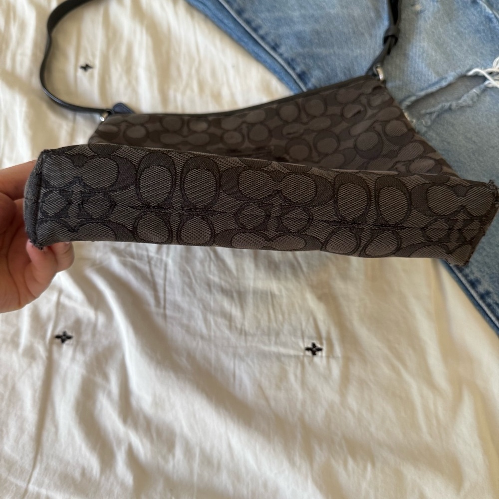 Coach‎ Black with Grey Crossbody Bag - Picture 4 of 6